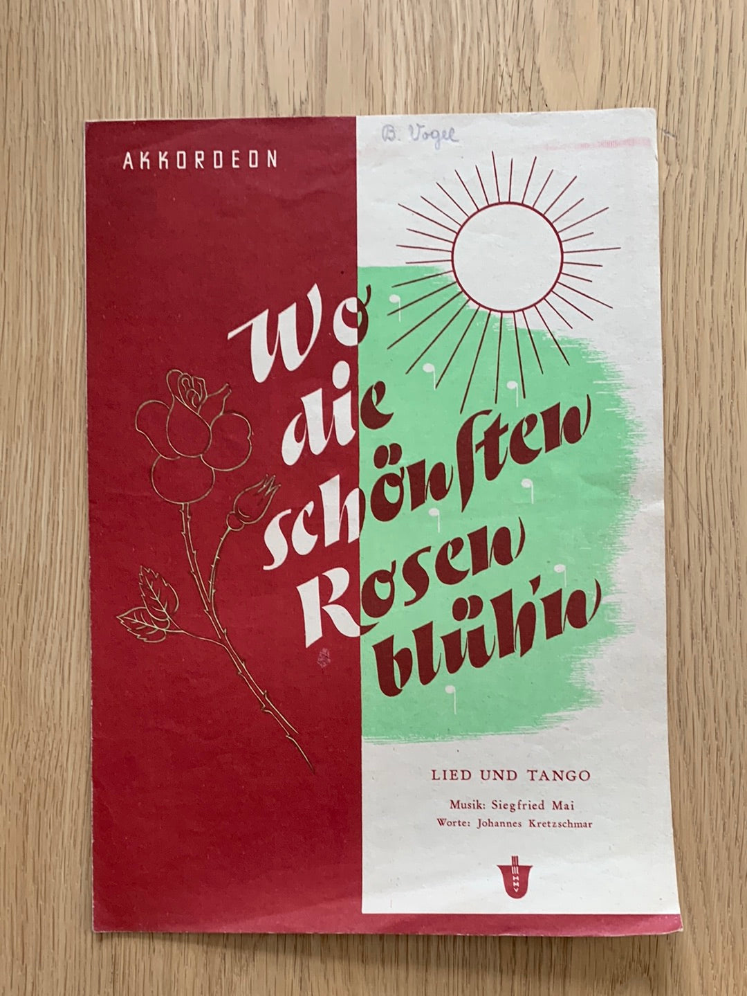 Wo die schönsten Rosen blüh'n (Akkordeon)